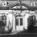 Widok na wejcie do pawilonu herbacianego - zdjcie sprzed 1945 roku